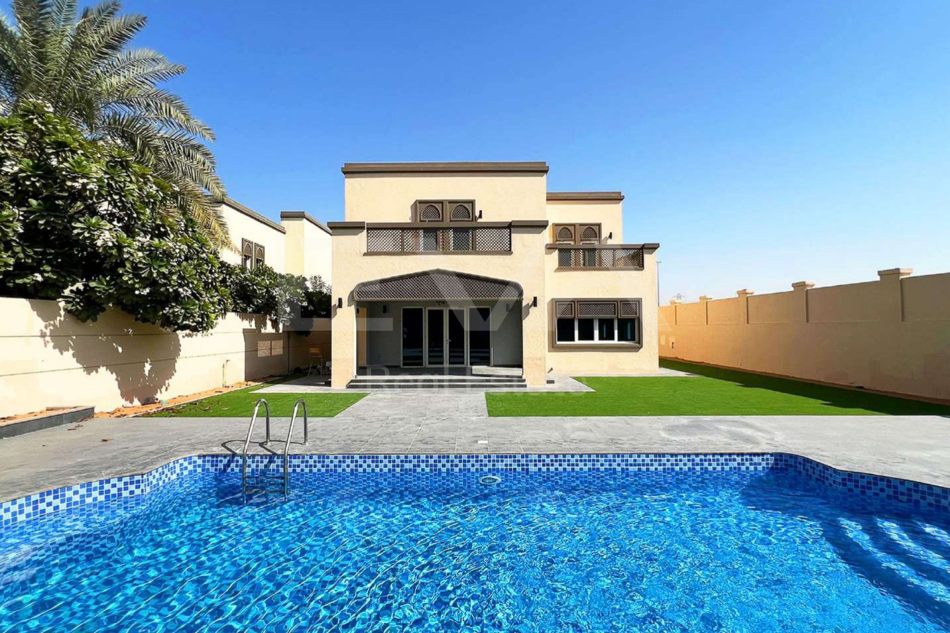 Private Pool | Large Plot | Landscaped