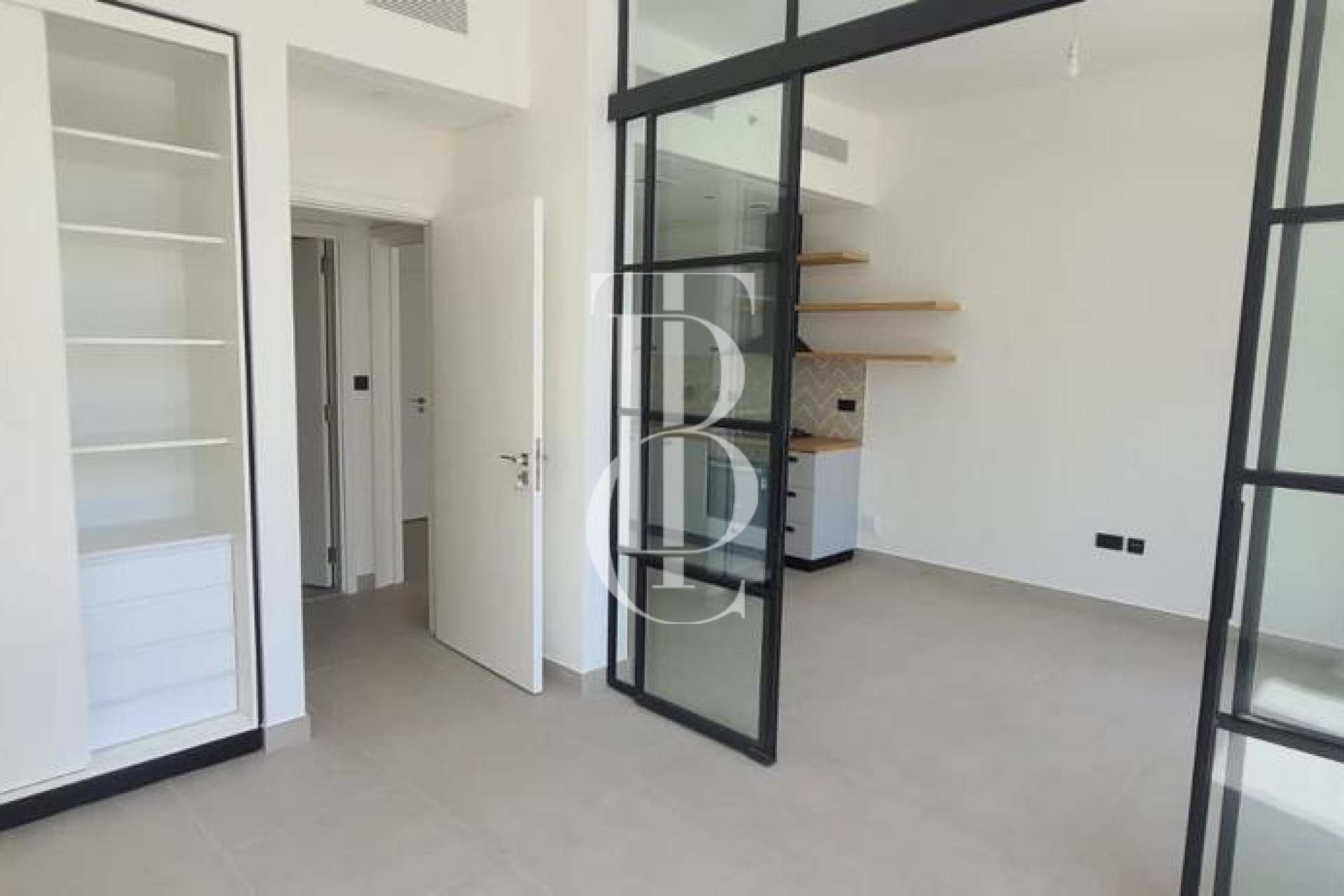 Bright | Low Floor | Unfurnished I Investor Deal