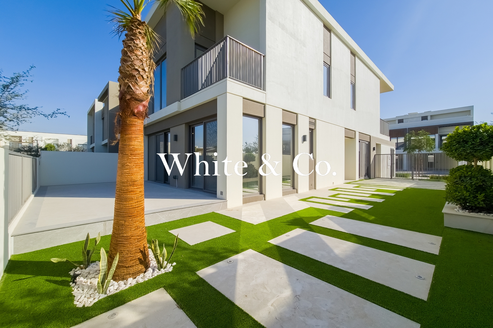 On Park | Large Plot | Upgraded | Vacant