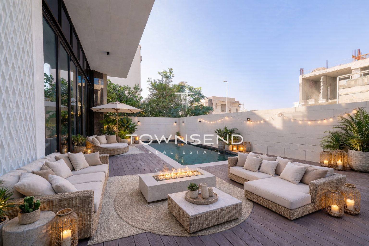 Single Row | Outdoor Kitchen | Private Pool