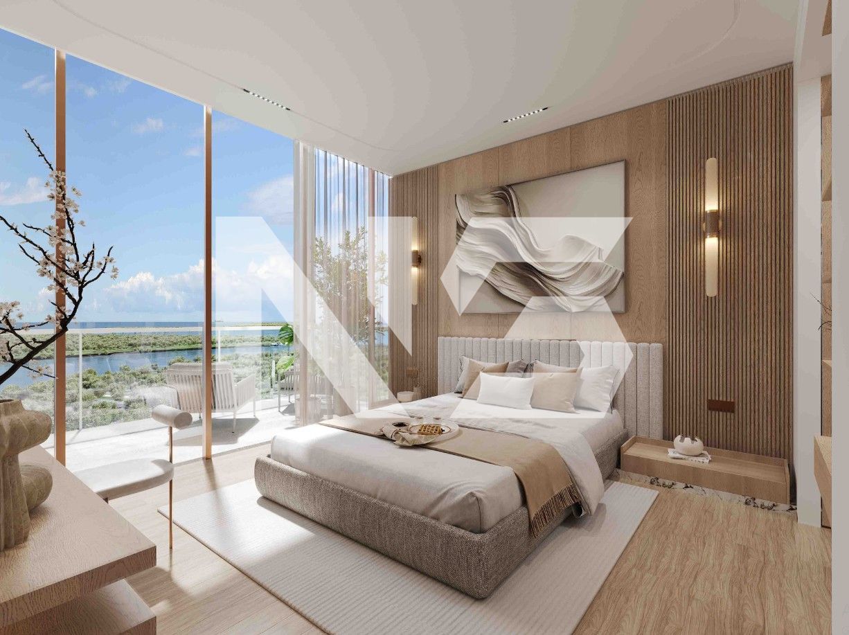 Stylish Living | Solid Returns | Urban Elegance