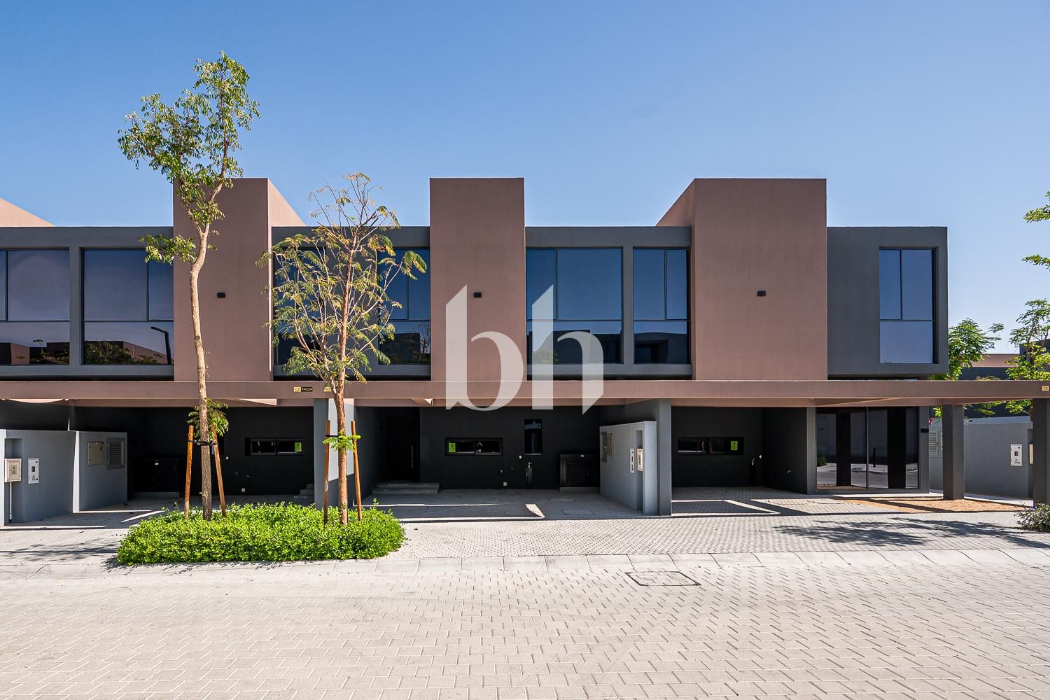 4BR | Direct Park Access | Prime Location