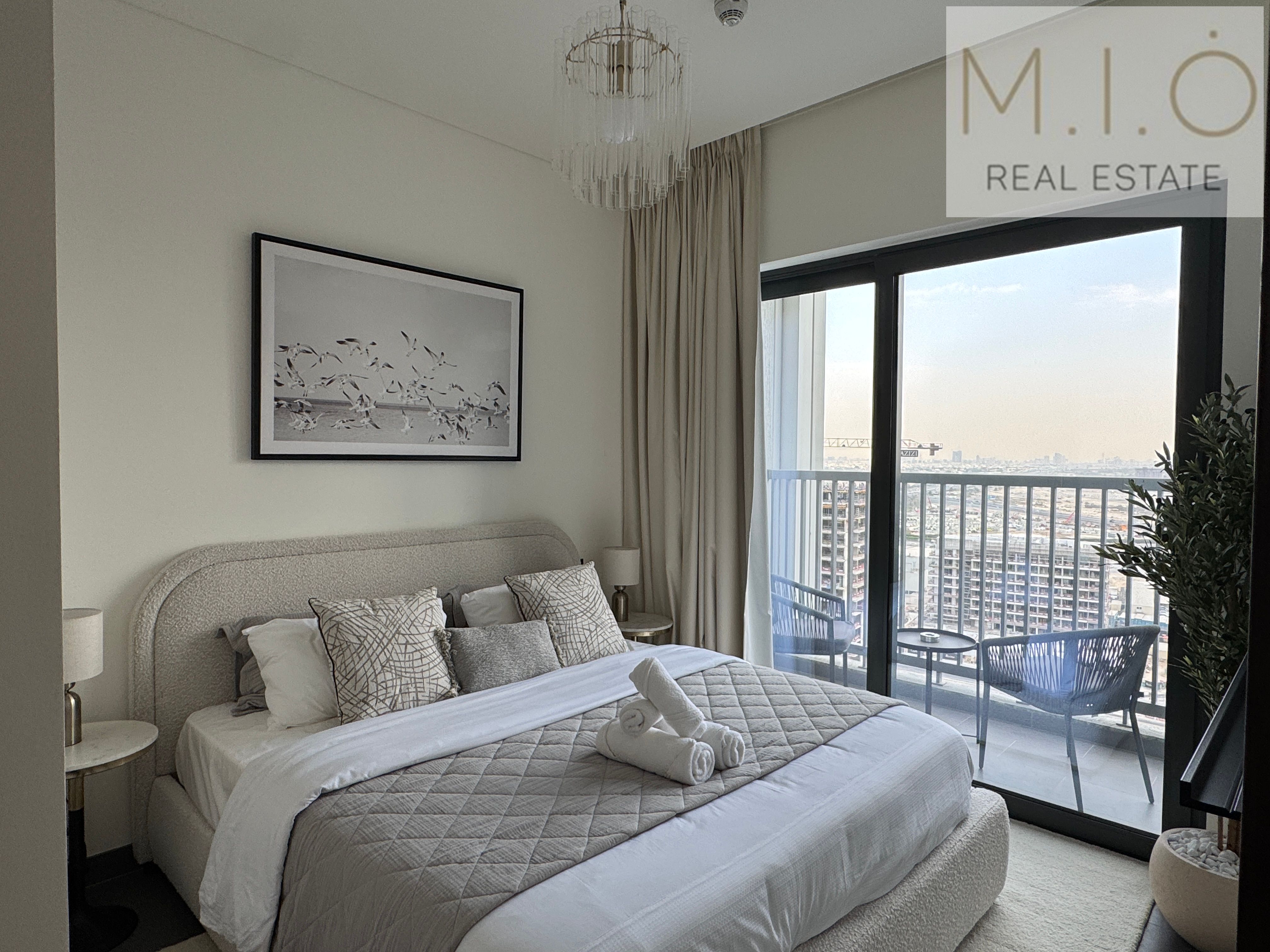 Fully Furnished 1 bedroom | Modern Living
