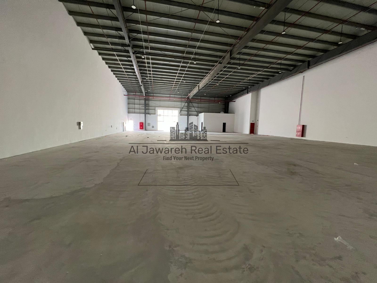 Warehouse for rent, 10,315 sq ft, 70 kW electricity, ready, on the main street