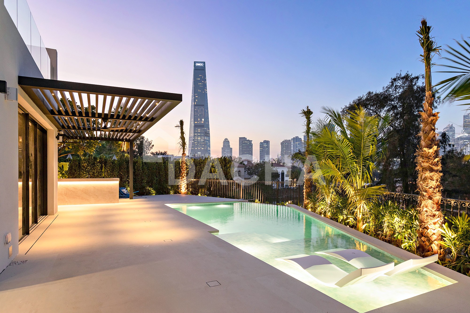 FULLY EXTENDED | ELEVATED | LUXURY 5 BEDROOM
