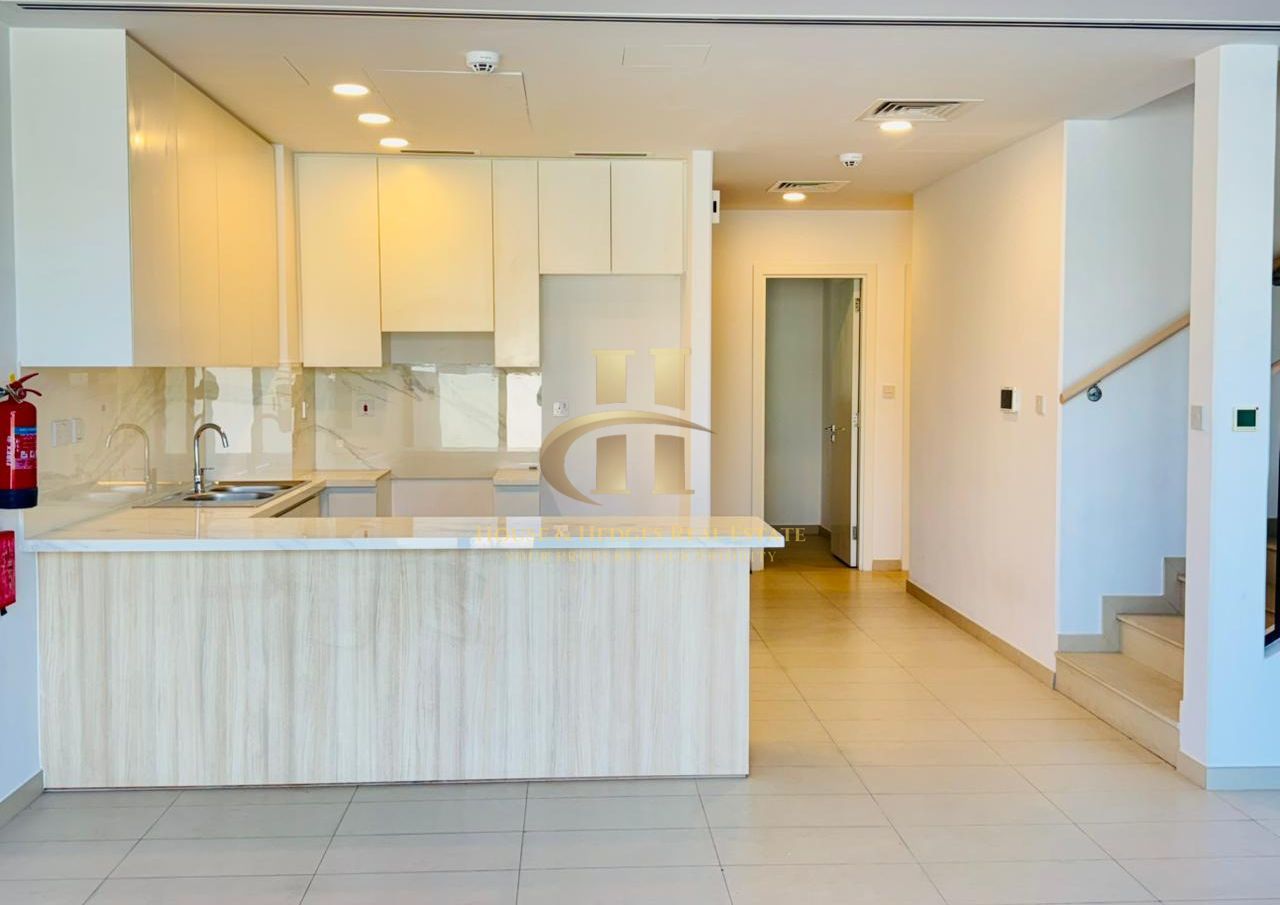BRAND NEW | CENTRAL LOCATION | VACANT | SINGLE ROW