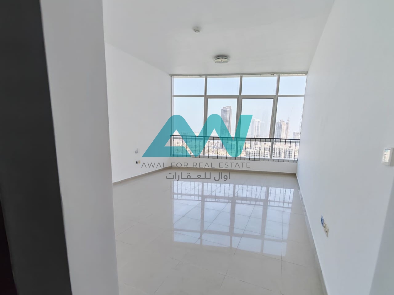 Sea View 2 BR Apartment | Hydra Avenue C4