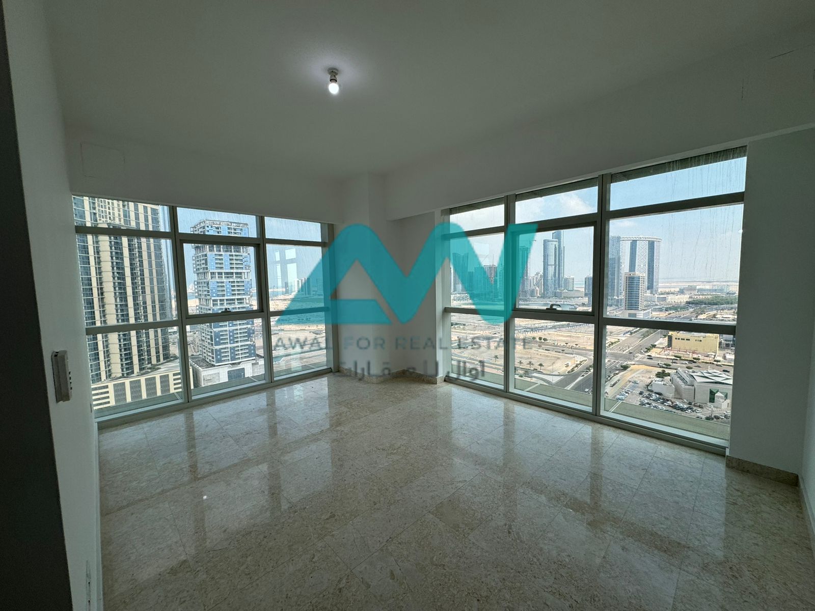 Luxury 2BR in Ocean Terrace | Stunning Marina View