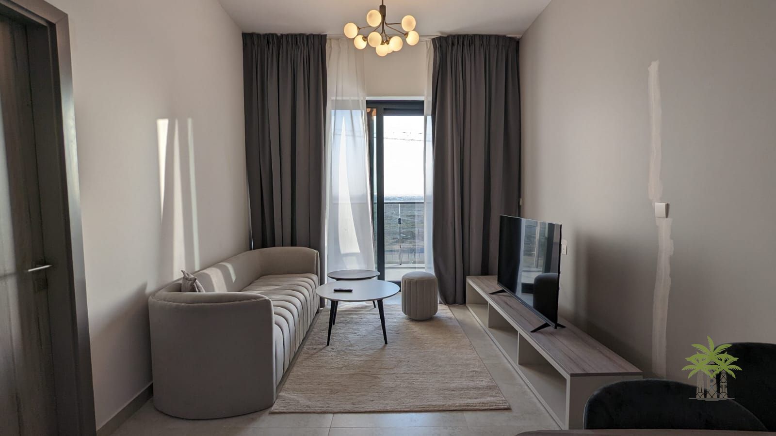 FULLY FURNISHED | READY TO MOVE| SOPHISTICATED LIVING | CLOSED KITCHEN