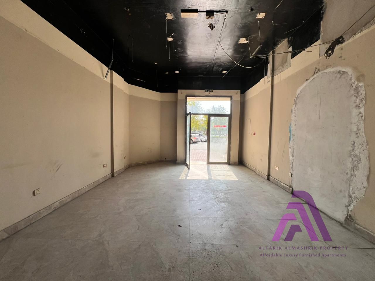 Dynamic Retail Unit | Elite Business Location | Roundabout View | Russia Cluster, International city