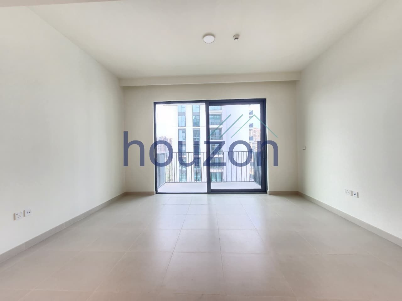 Chiller Free 2BR| Park Access |Close to the Mall