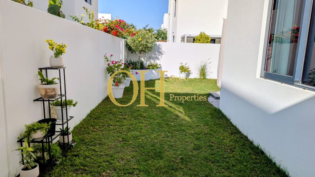 Premium Location | Community View | Ready to Move