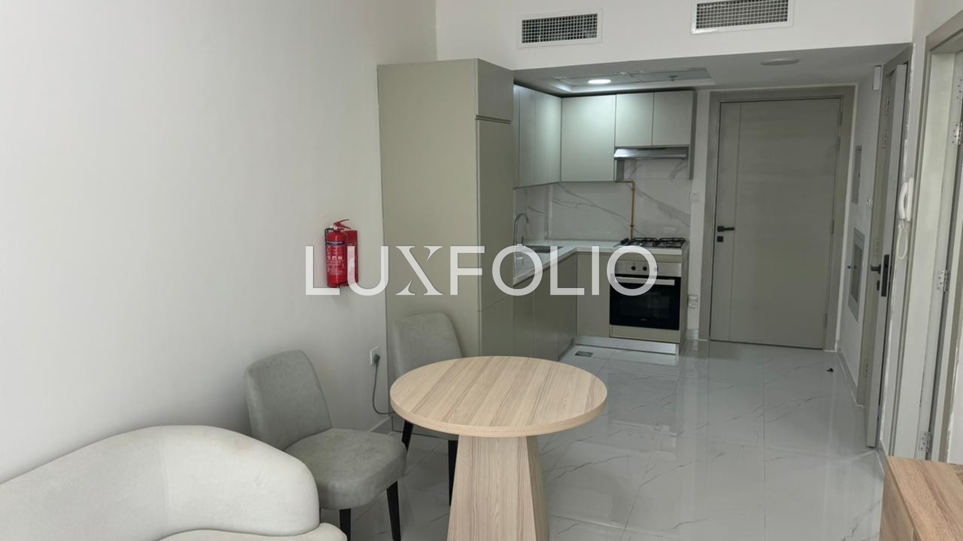 Downtown | Furnished | Vacant | Ready