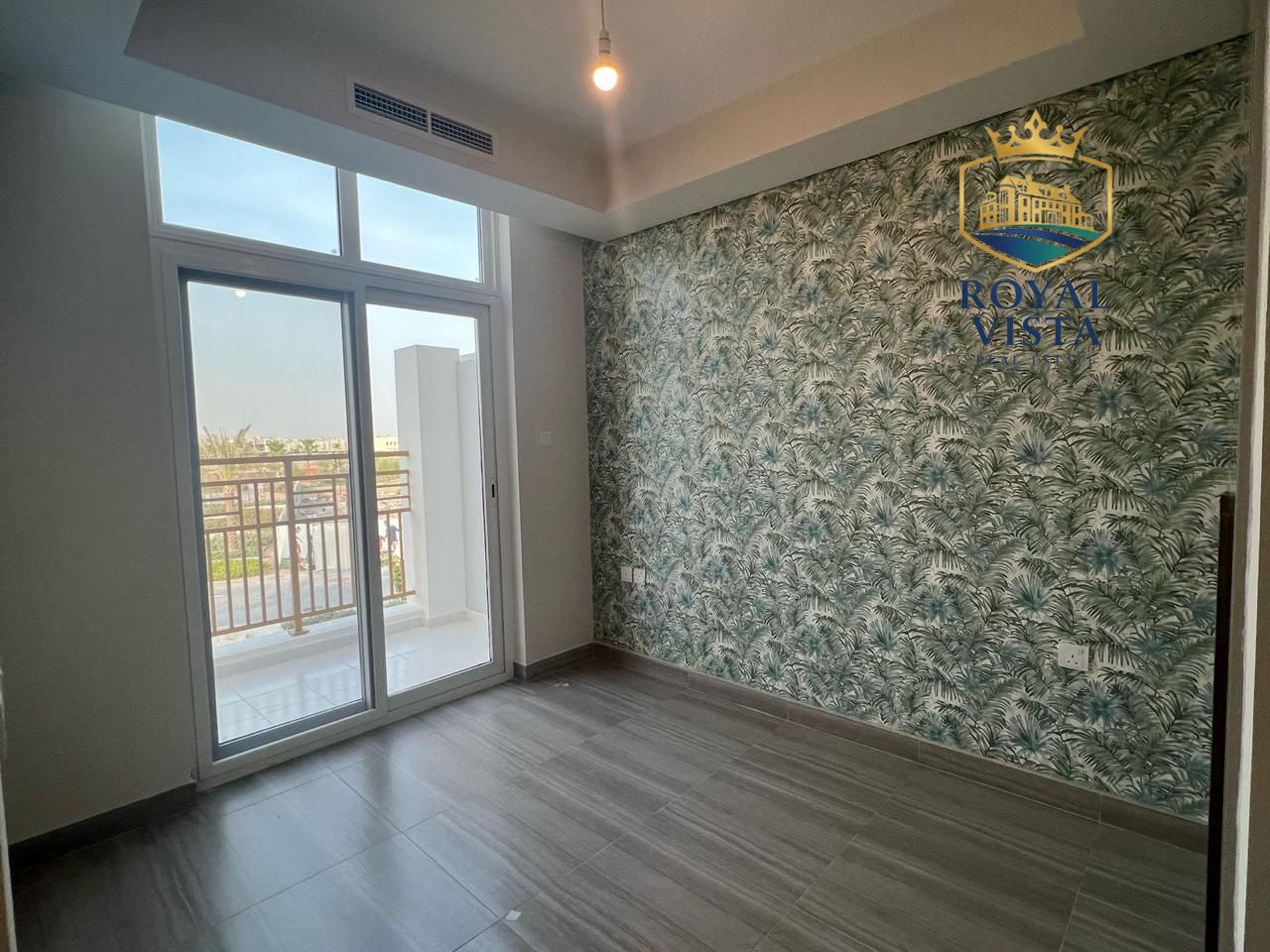 Spacious Luxury Awaits: Stunning 3-Bed Villa iN DAMAC HILLS 2