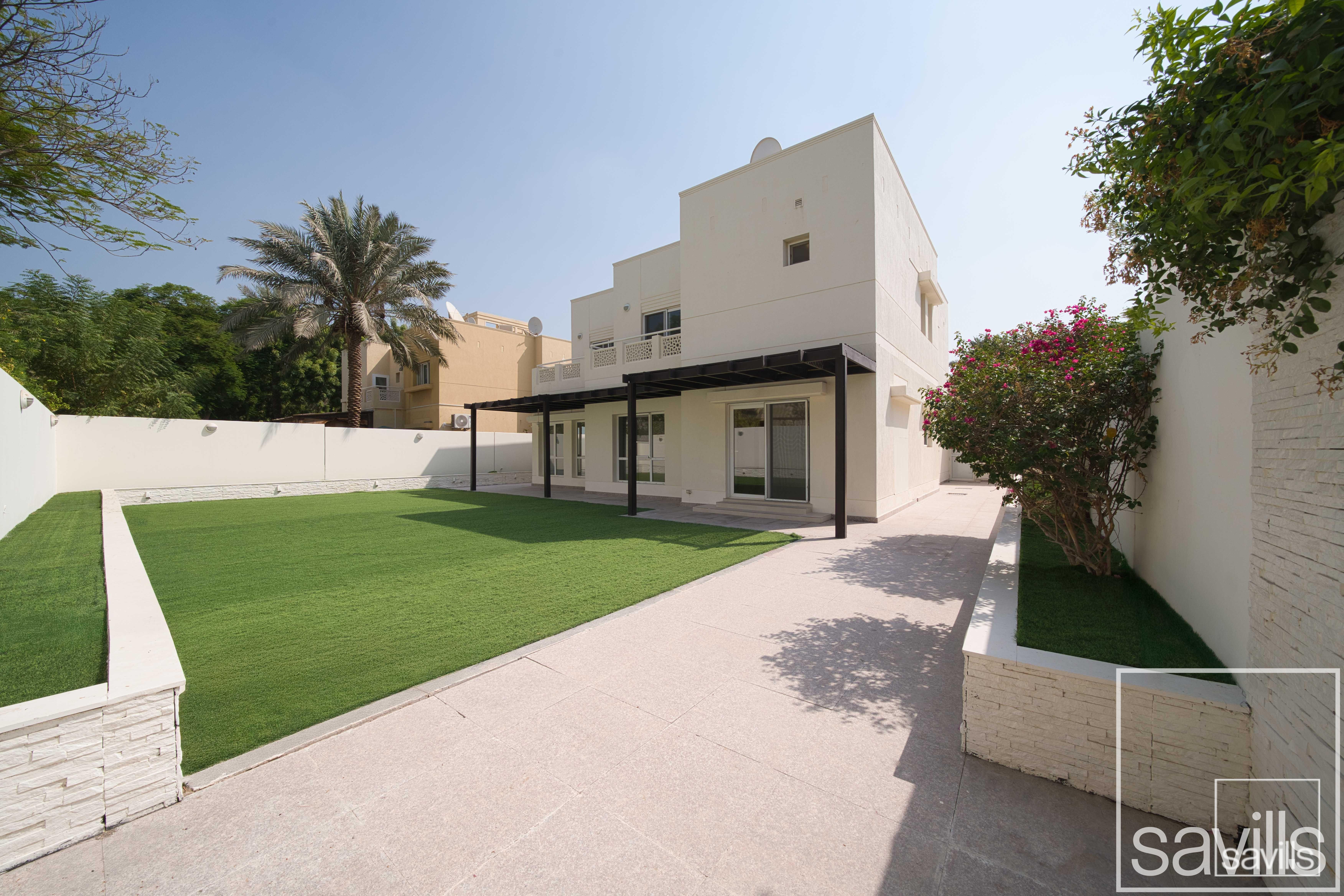 5 bed plus Maids | Upgraded | Close to Golf Course