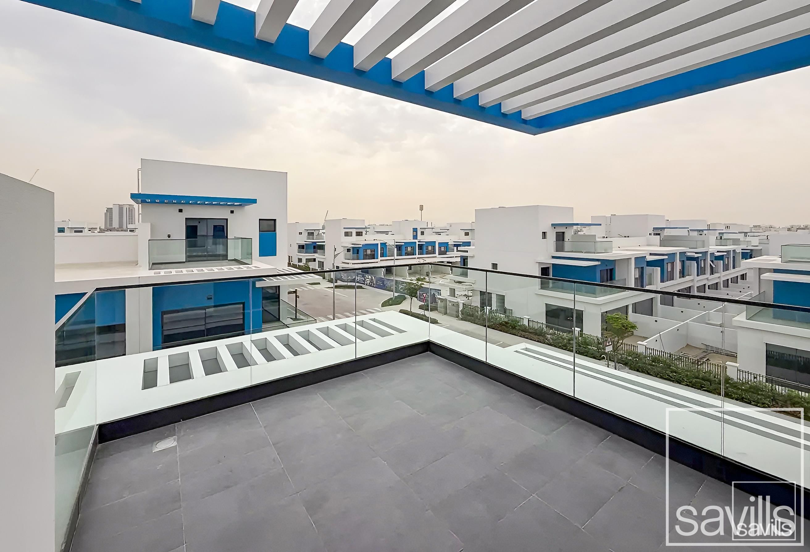 End Middle Unit I Close to Park I BUA 3246 SQFT