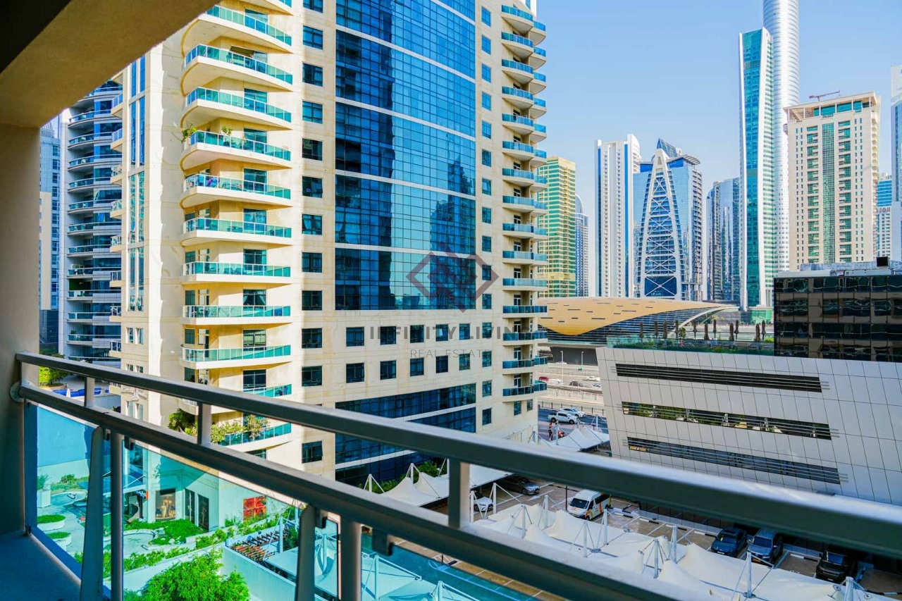 Freshly Upgraded | Spacious Layout | Vibrant Marina Living