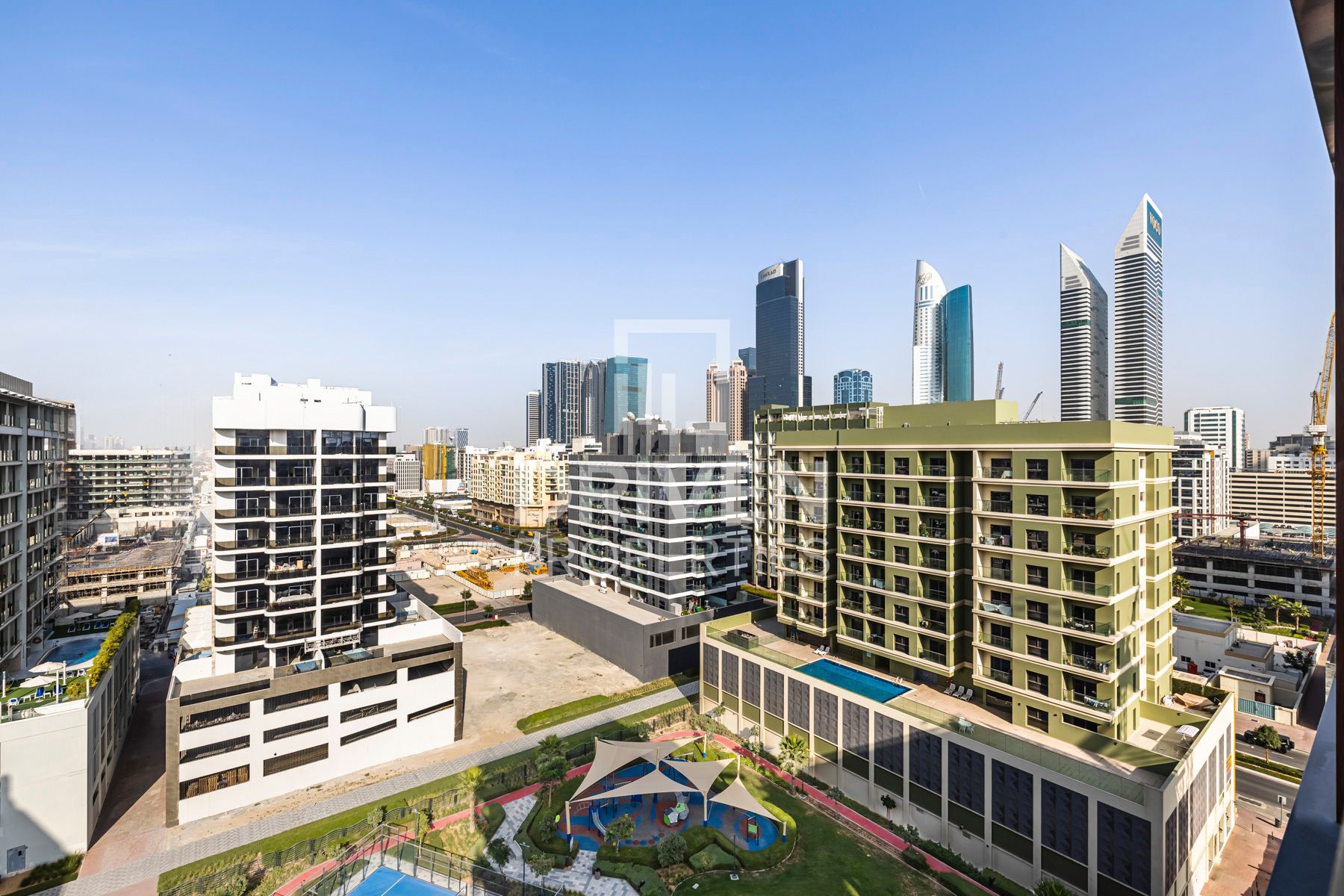 Brand New Unit | Great Location | Ready to Move in