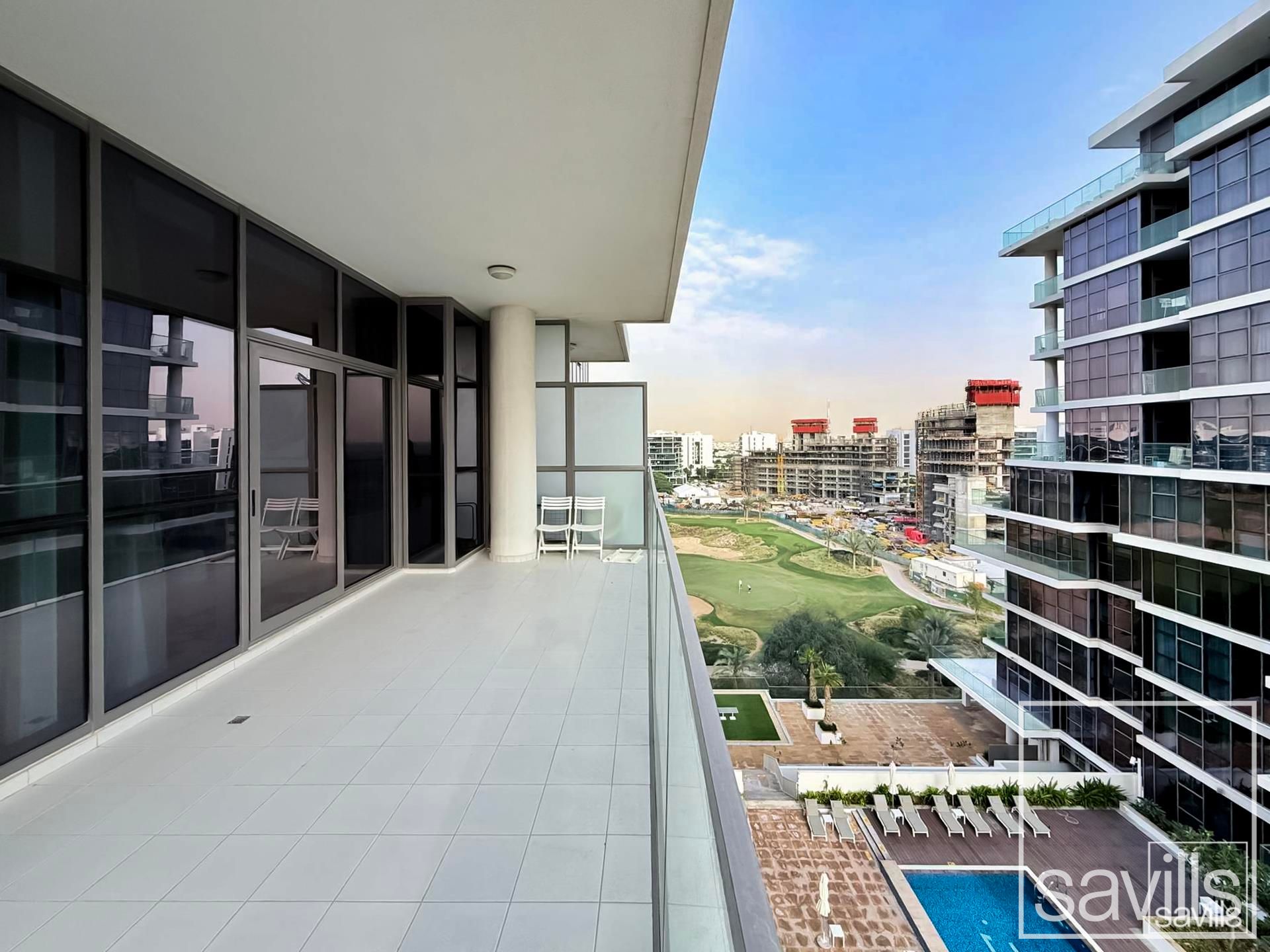 Vacant Now | High Floor | Golf Course View