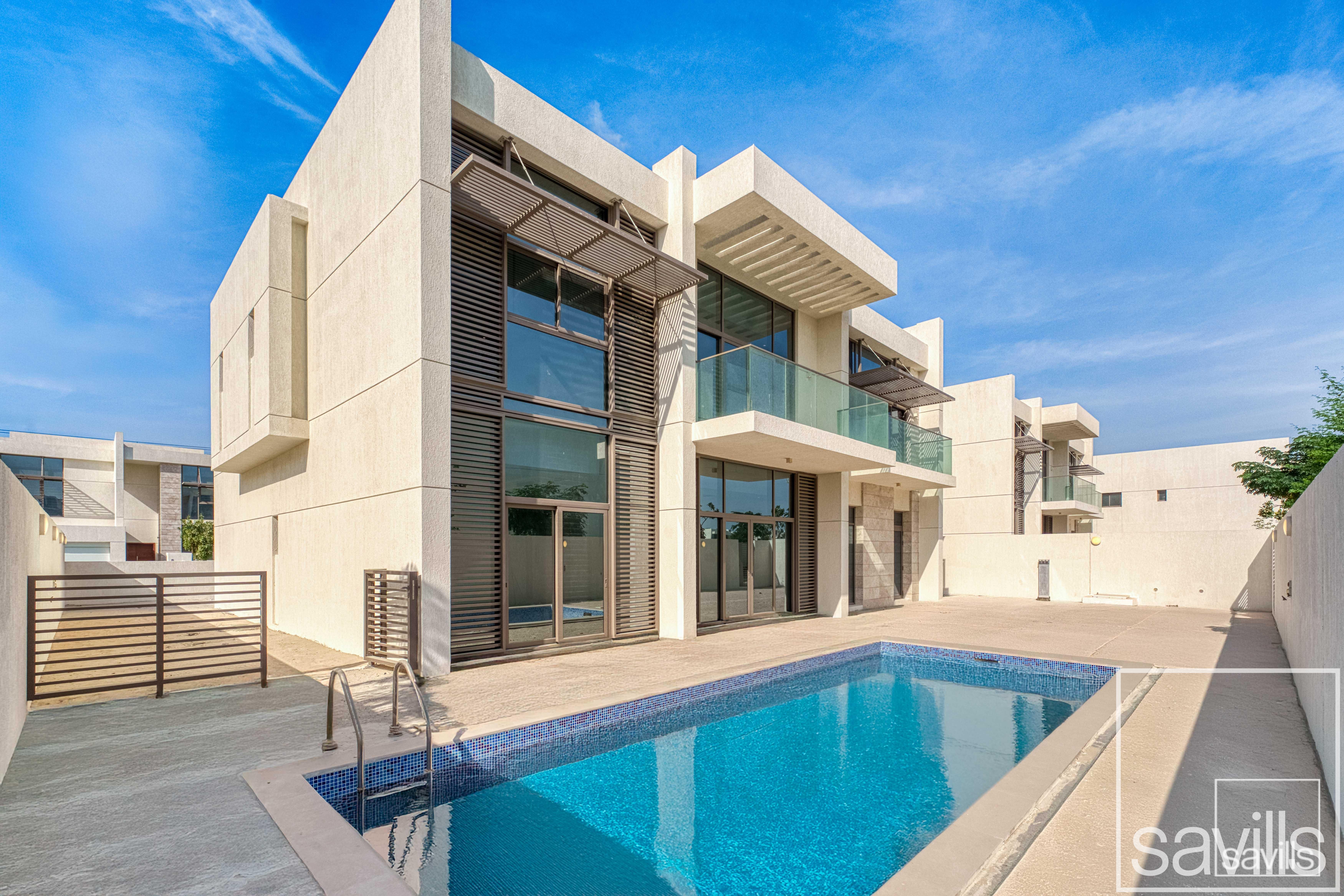 Contemporary 5 Bed | Near Lagoon | Vacant