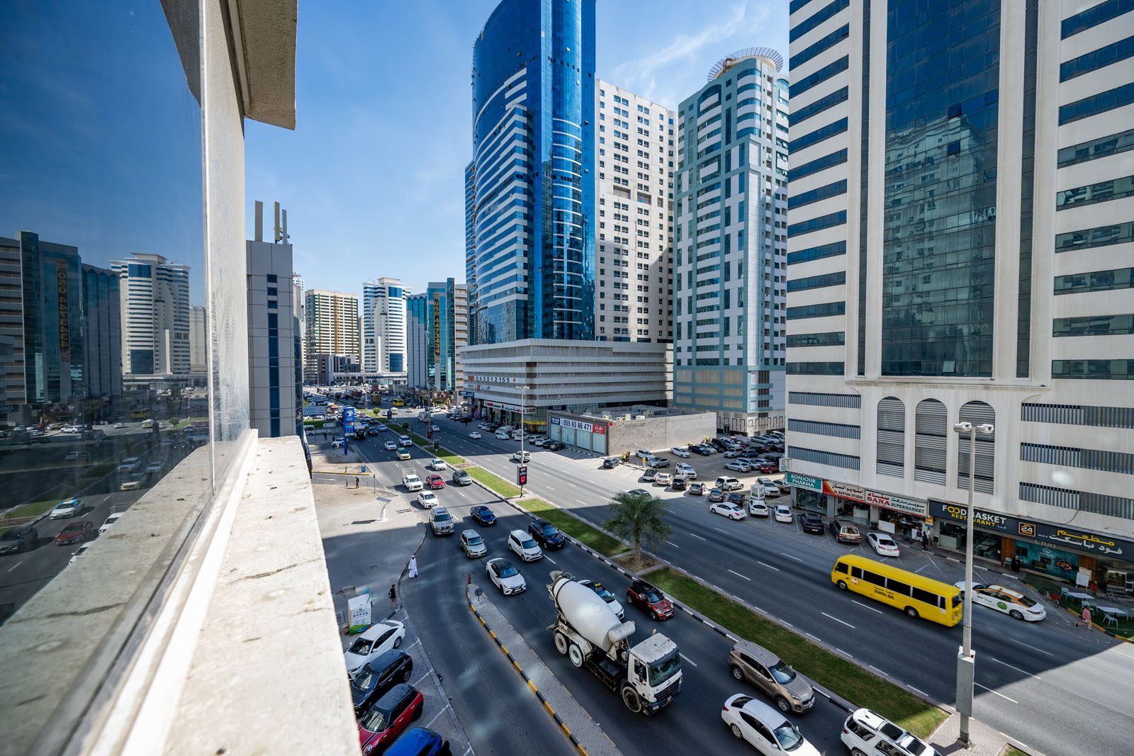 2Bedroom in Al Taawun | Sharjah - Dubai border