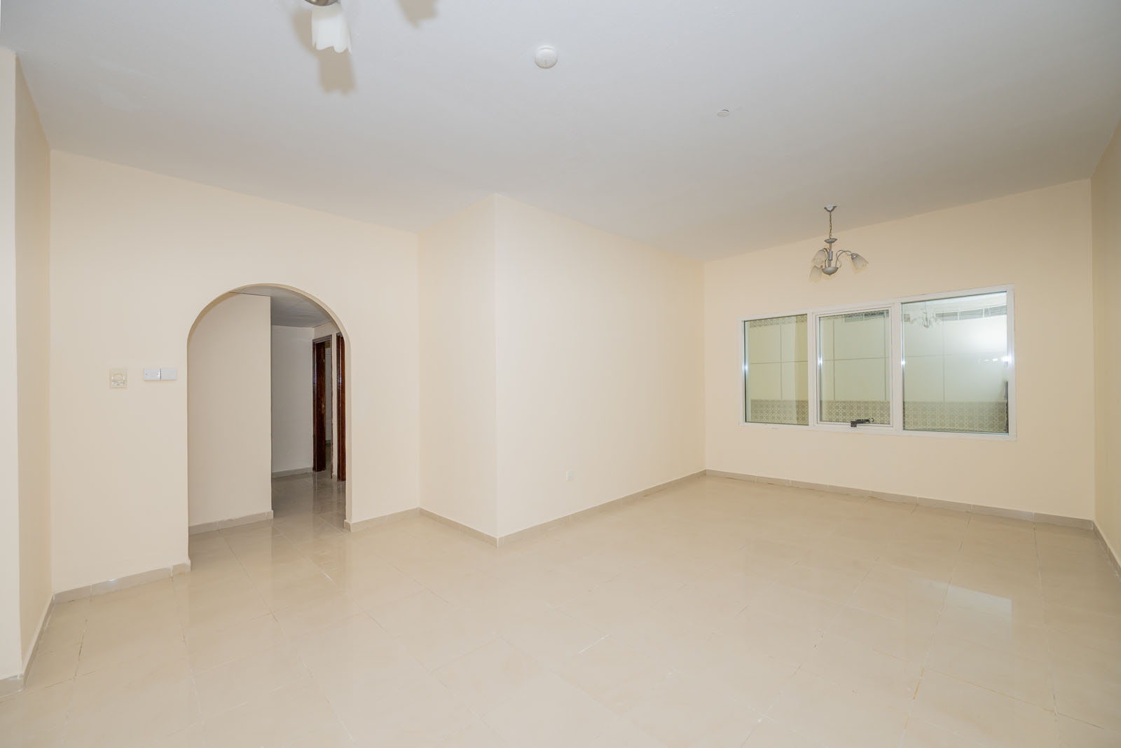 2Bedroom in Al Taawun | Sharjah - Dubai border