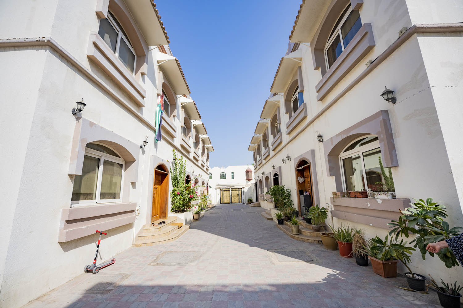 I Month Free 3BR Villa in Compound | Shargan
