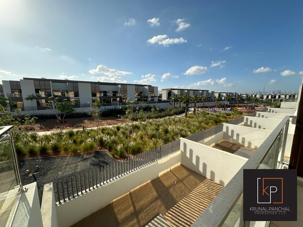4BR SINGLE ROW | PARK FACING | SKYLINE VIEW | BEST LOCATION AT THE FIELDS