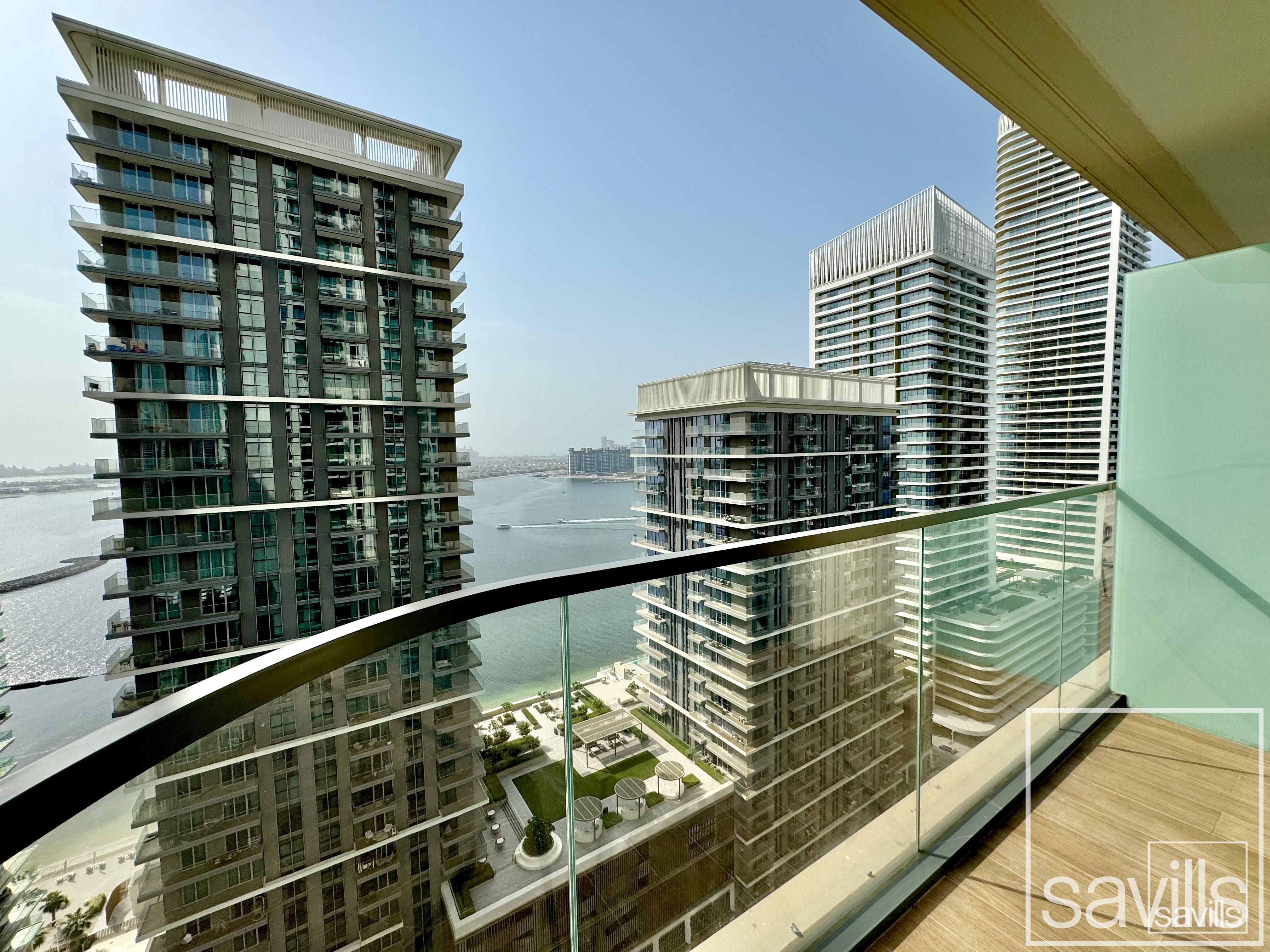 Palm View | Private Beach | Mid-Floor