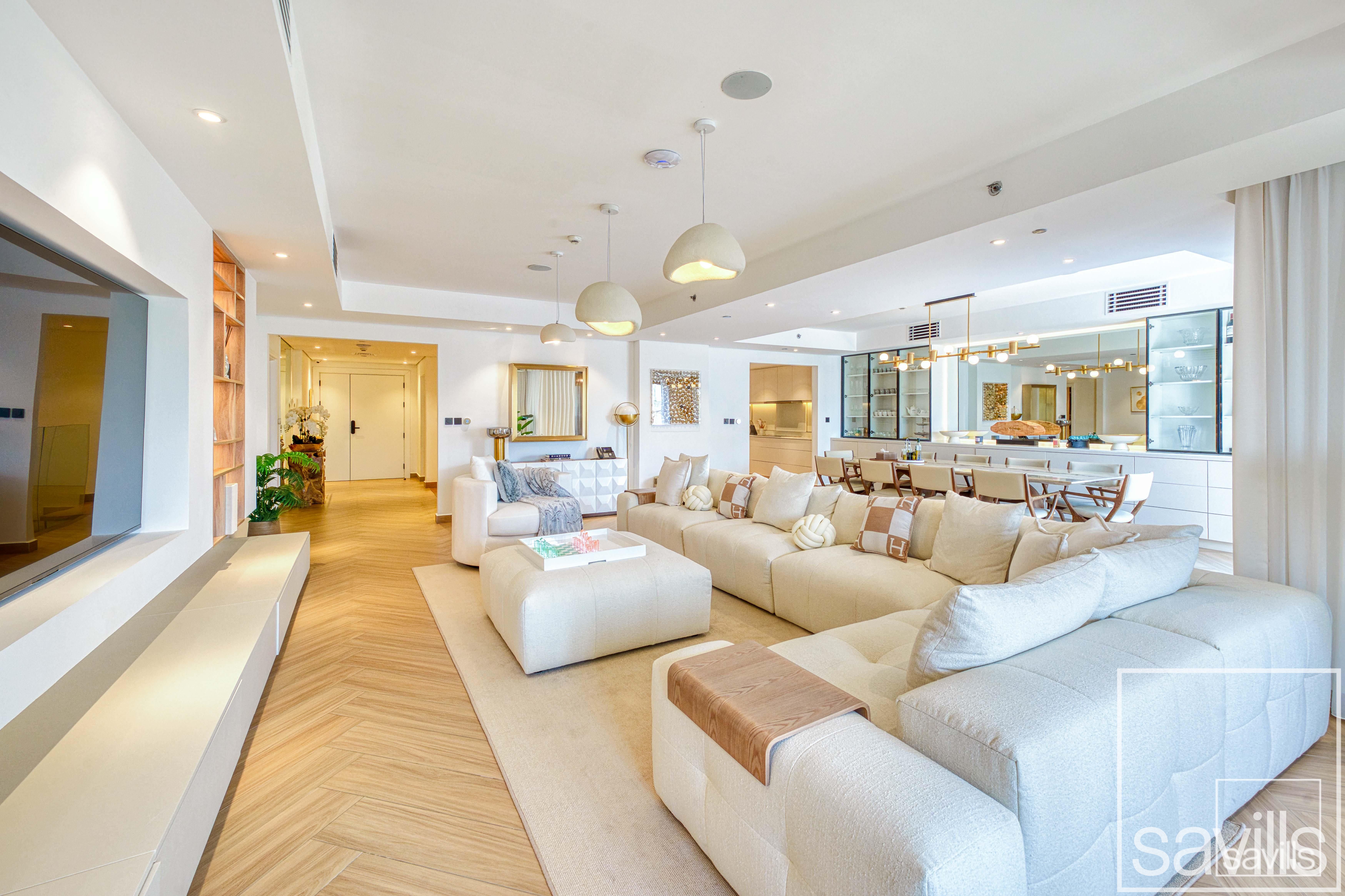 Exceptional Bespoke Triplex TH | Terrace and Pool