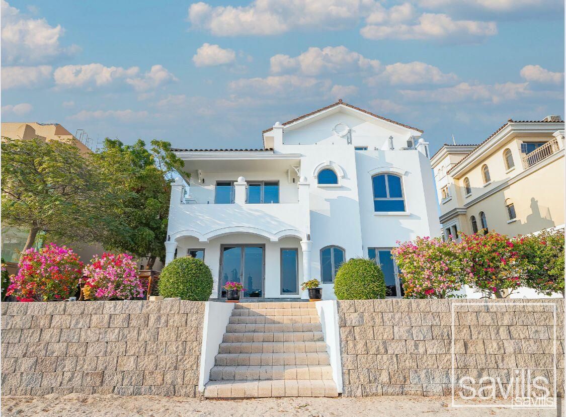 Fully Upgraded | Unfurnished | Rare G + 2