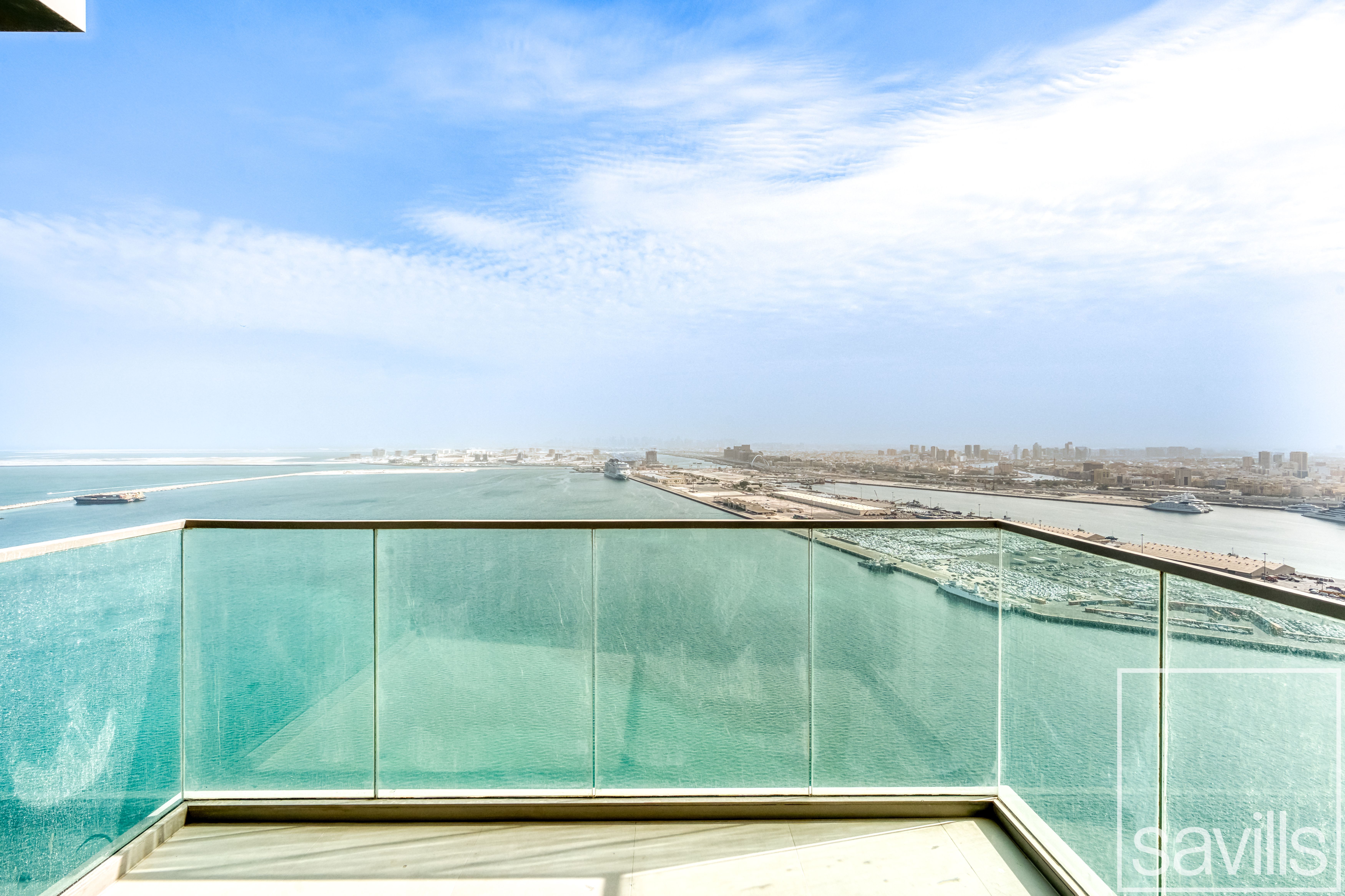 Modern | Sea and Skyline View | Private Balcony