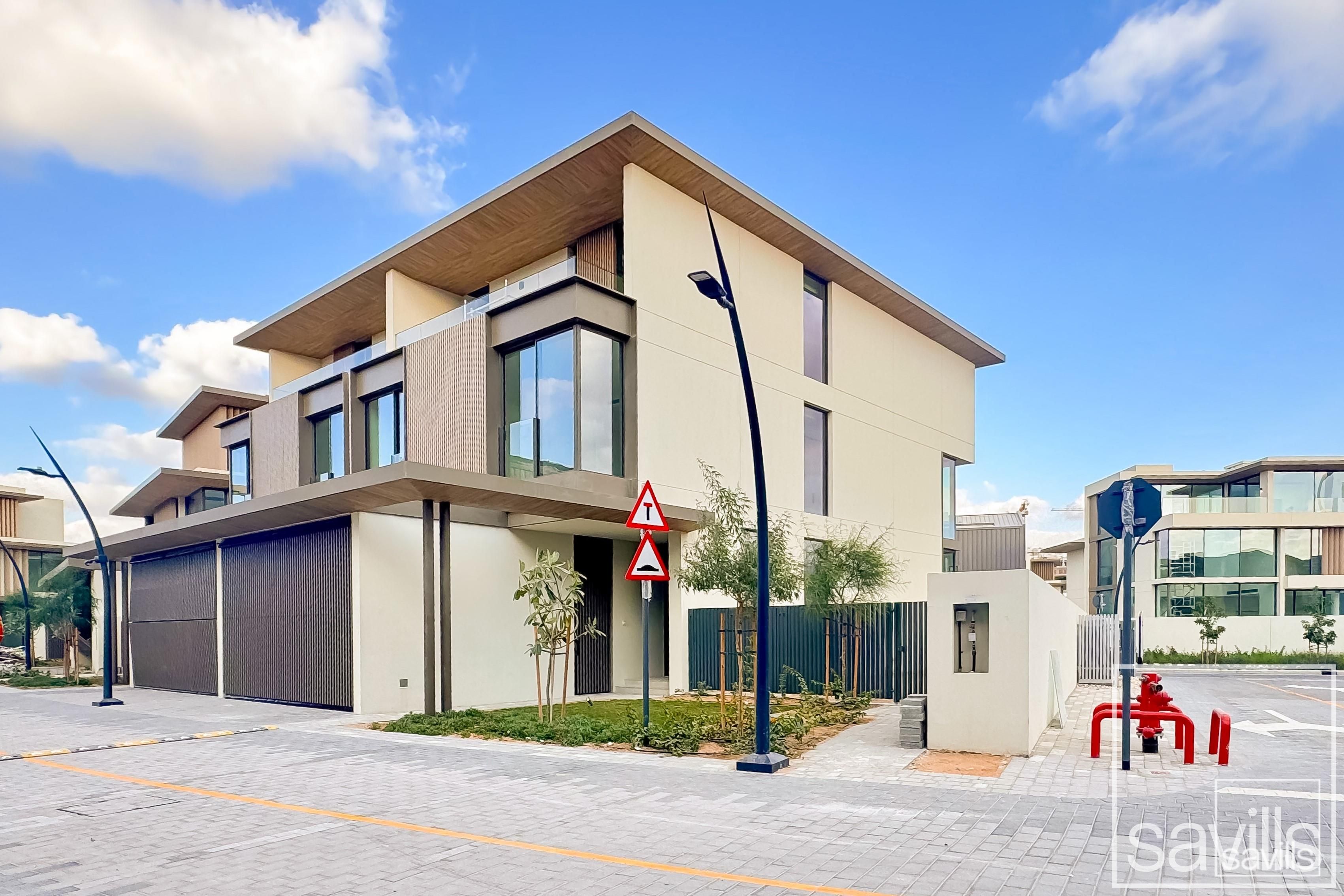 3 Bed Semi Detached Villa | Nad Al Sheba Gardens
