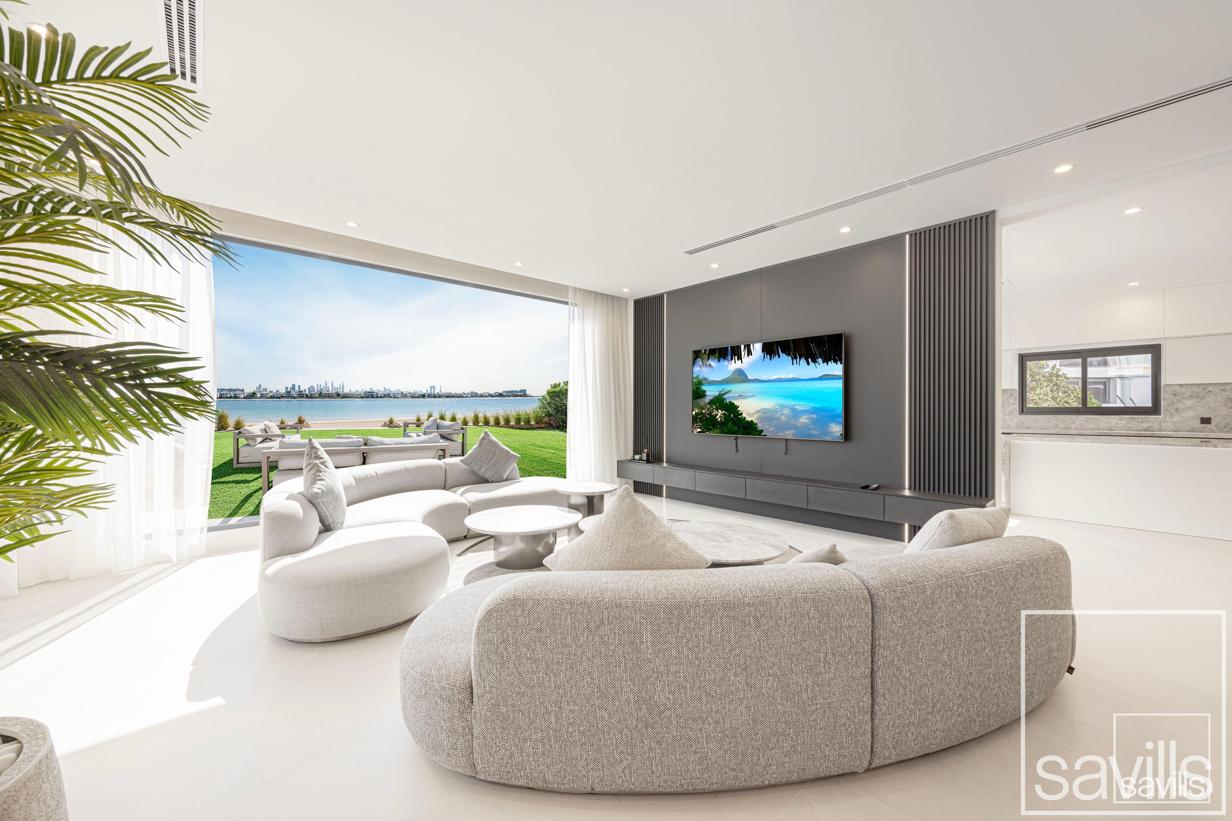 Upgraded | High number | Marina Skyline Views