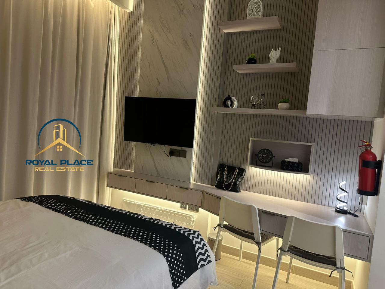 Studio Apartment Prime MBR Location