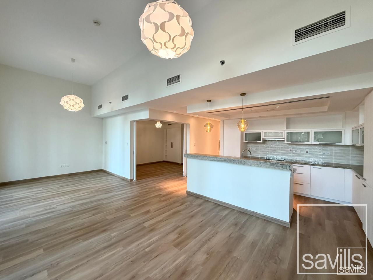Vacant | Fully Upgraded | Study Room