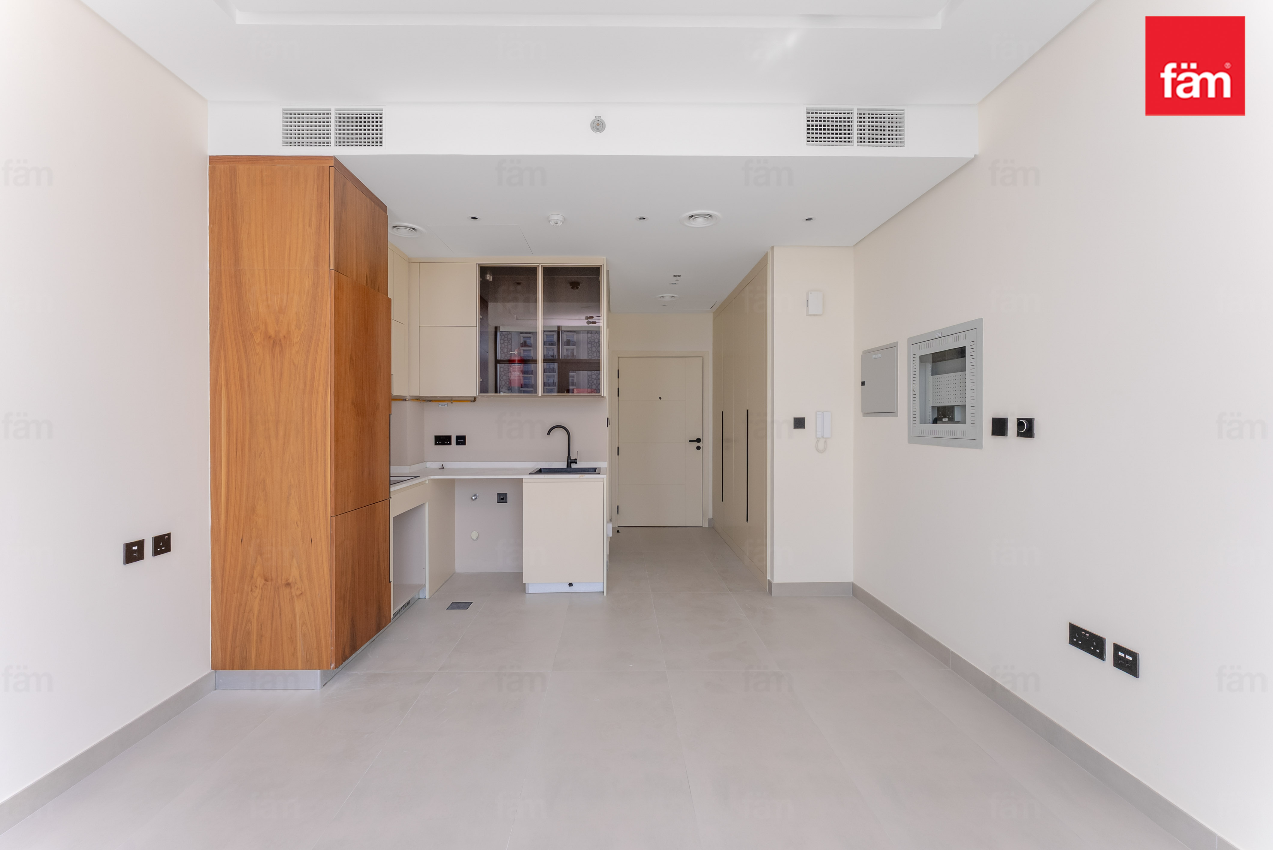 Near Metro I Brand New I Ready To Move In