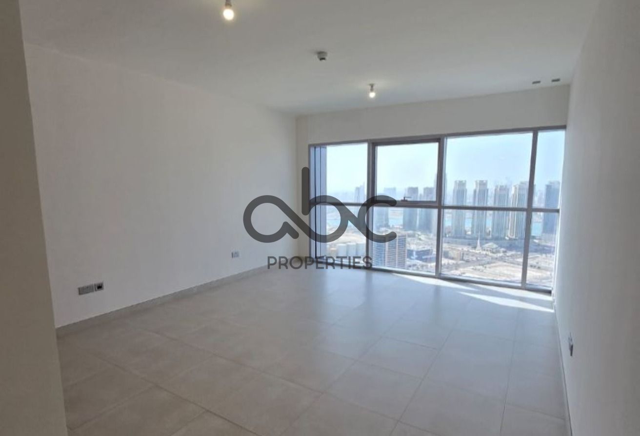 Semi Furnished | 3BR+M | High Floor | 4 Payments