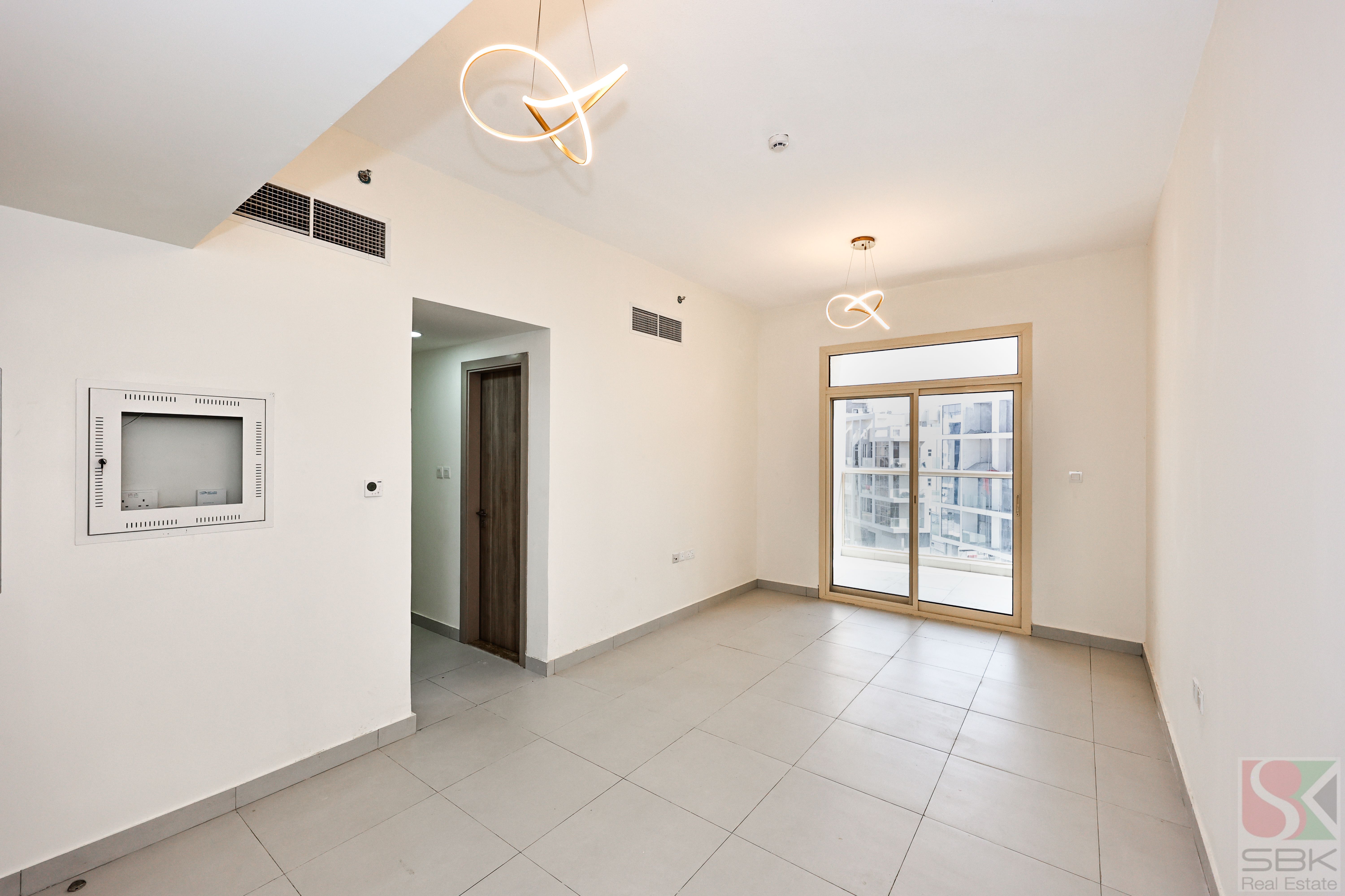 One Bedroom Liwan Two