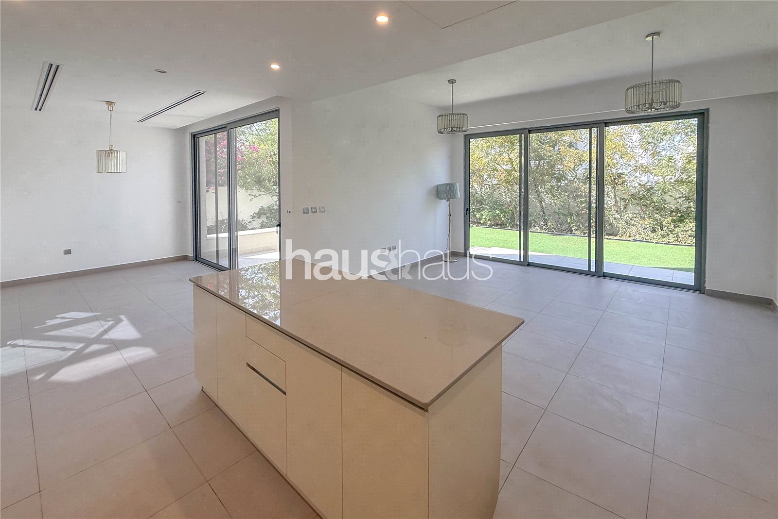 Well Maintained | Vacant Now | Multiple Cheques