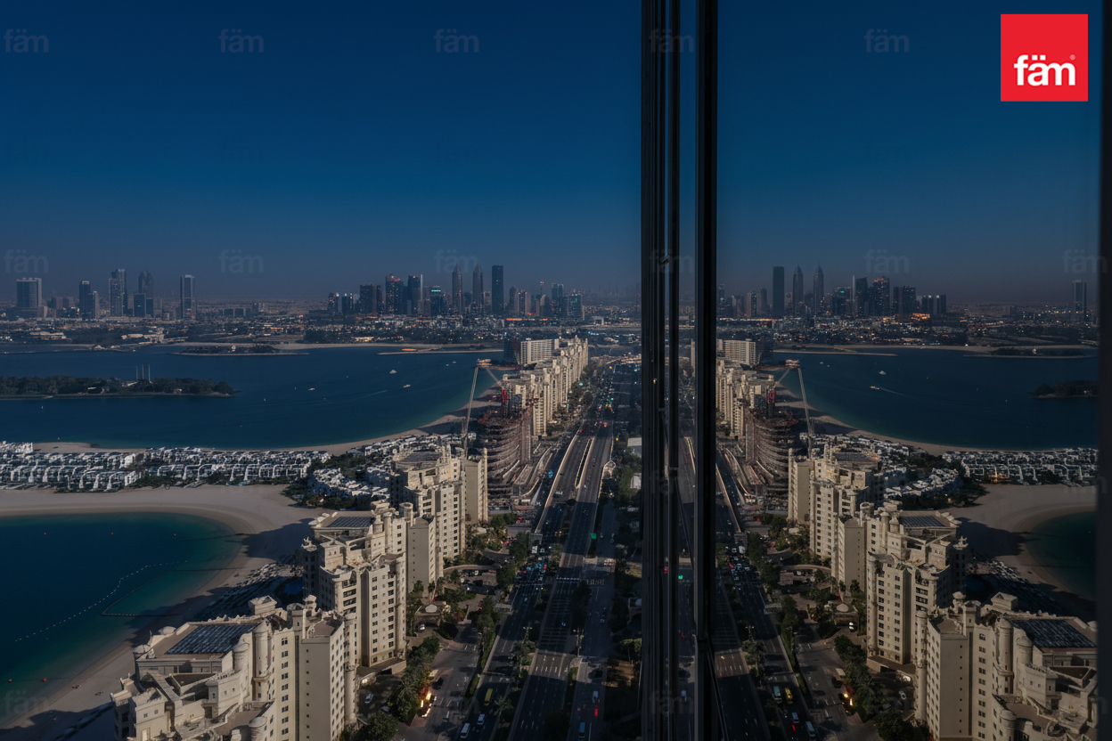 FULLY UPGRADED / HIGH FLOOR / VACANT