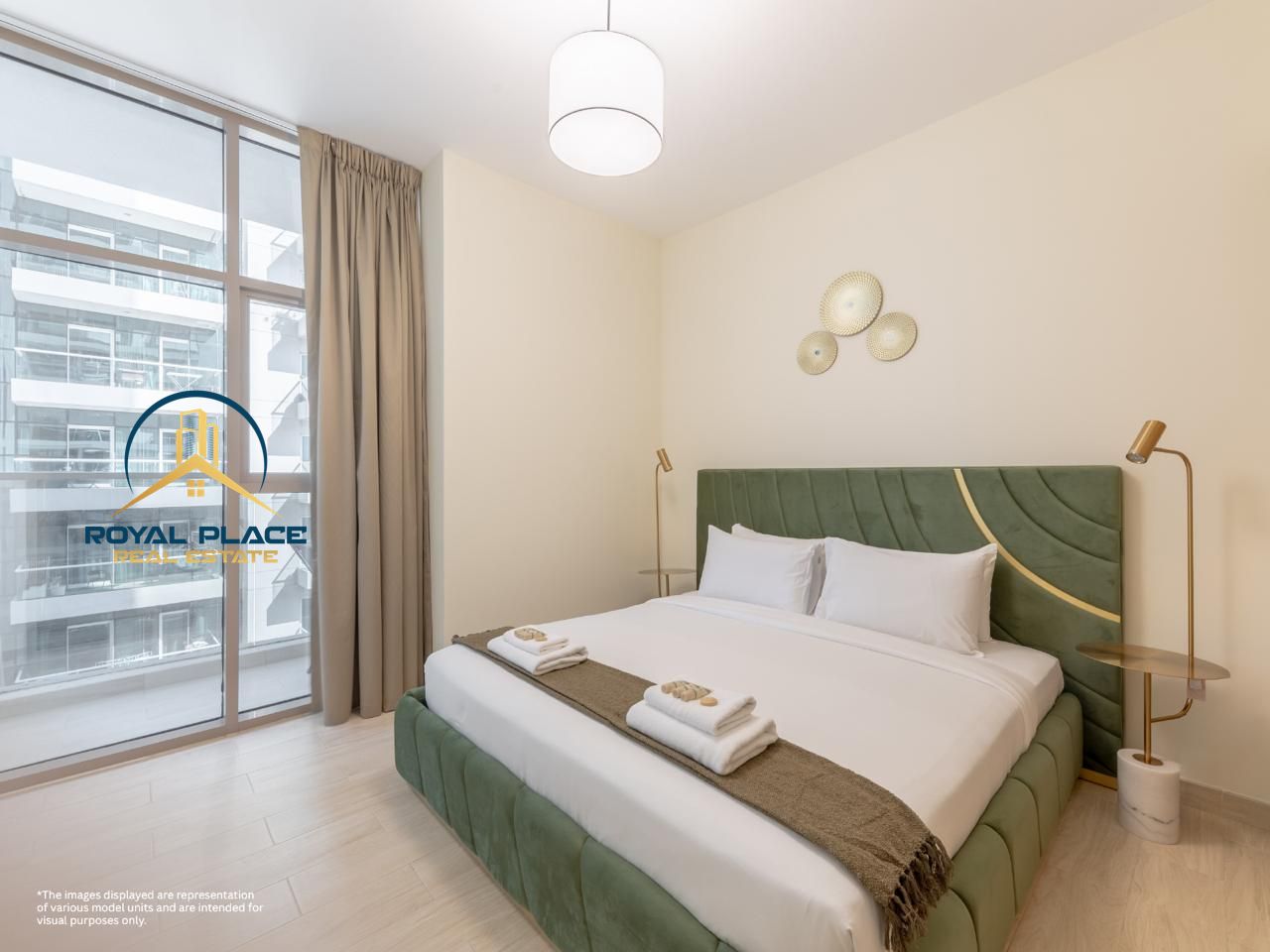 Fully Furnished | 2 Bedroom | Bright | Canal View