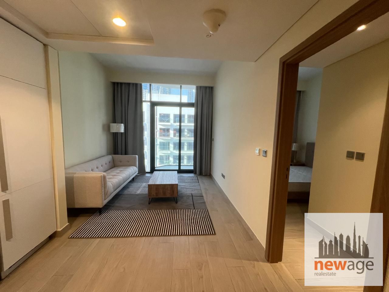 Fully Furnished 1 Bedroom Apt For RENT In Azizi Riviera Building 45(Free Chiller)