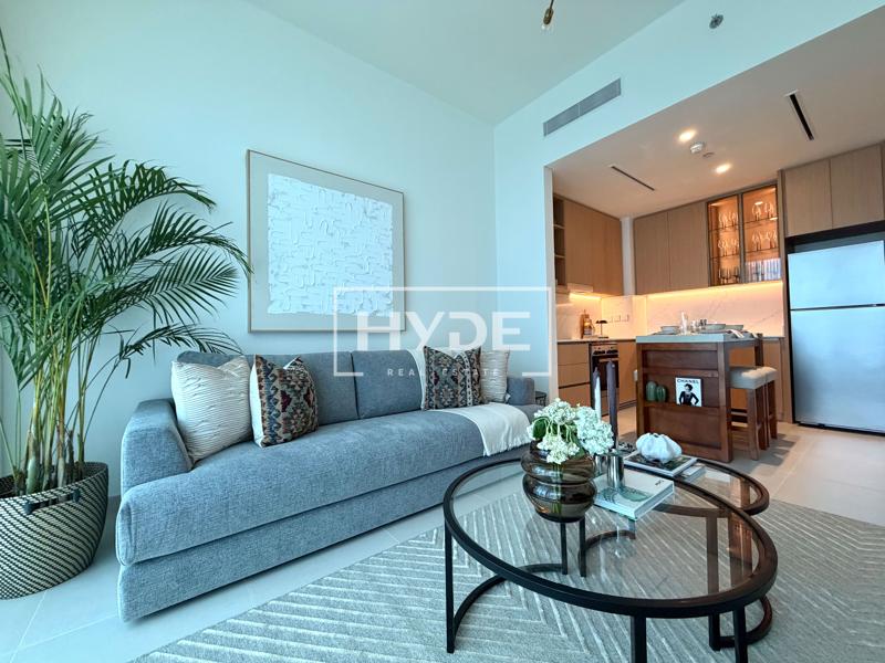 Brand New I Fully Furnished I Vacant now