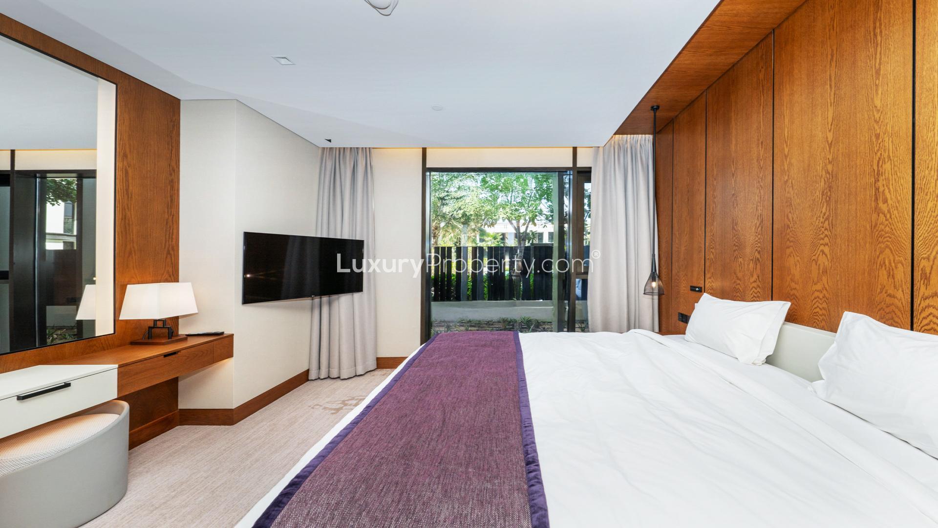 Fully Furnished | Pool View | Bills Included