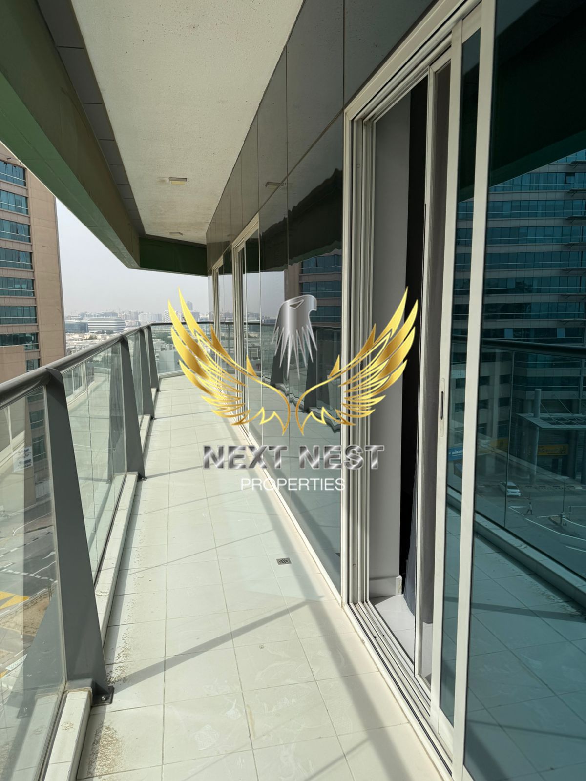 2BHK SALE IN ARABIAN GATE | ROAD FACING UNIT | TENANTED