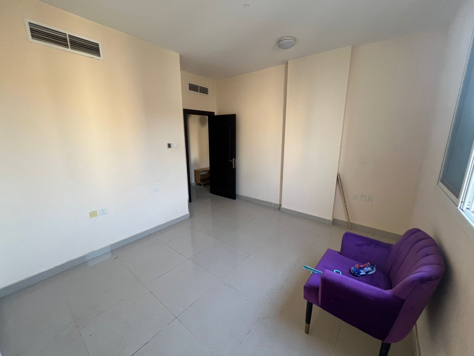1 bedroom in Al Hamidiya near Court and Ajman University, 2 baths, balcony, central AC