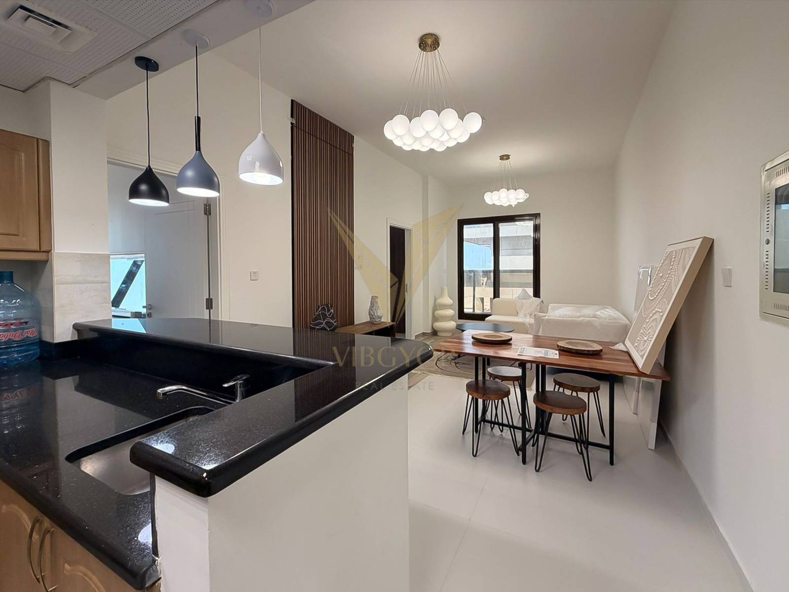 Vacant Fully Furnished 2BHK | Community View
