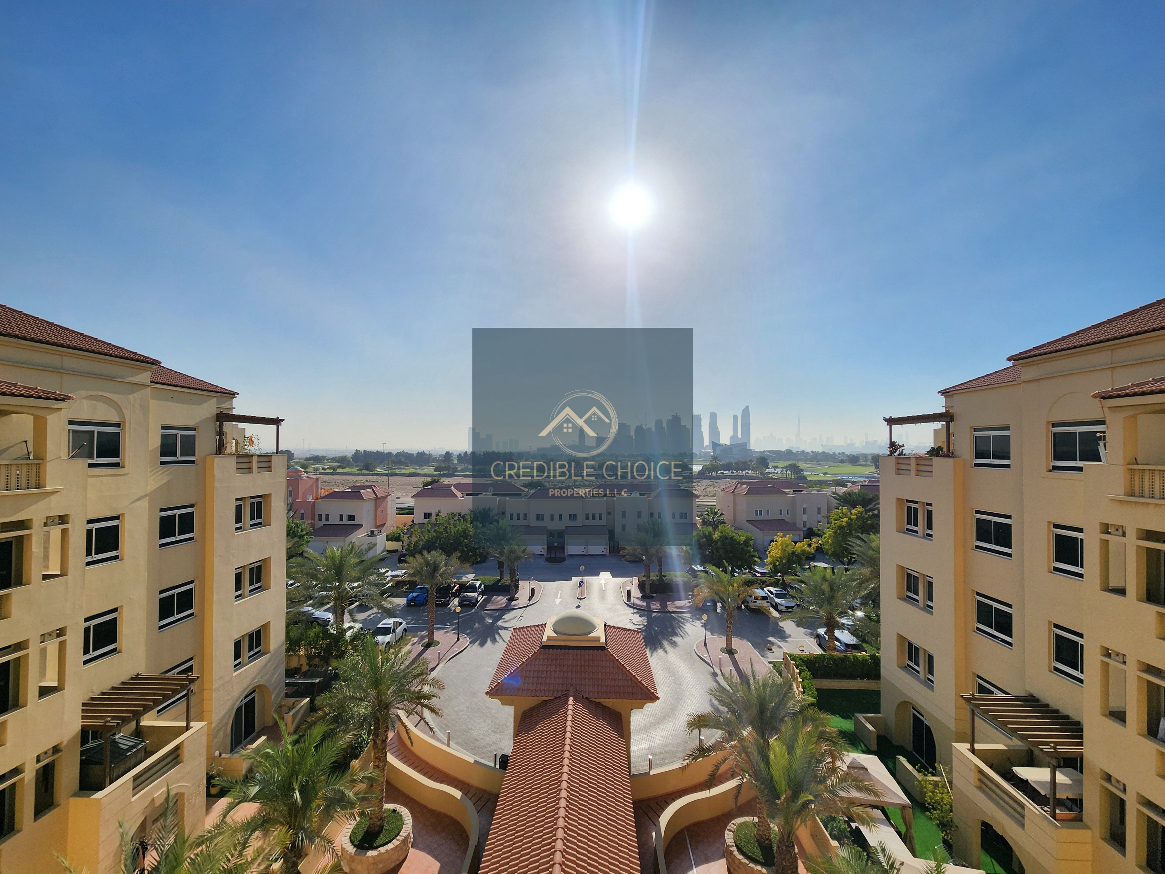 AMAZING VIEW / MAINTENANCE FREE / SPACIOUS / VACANT