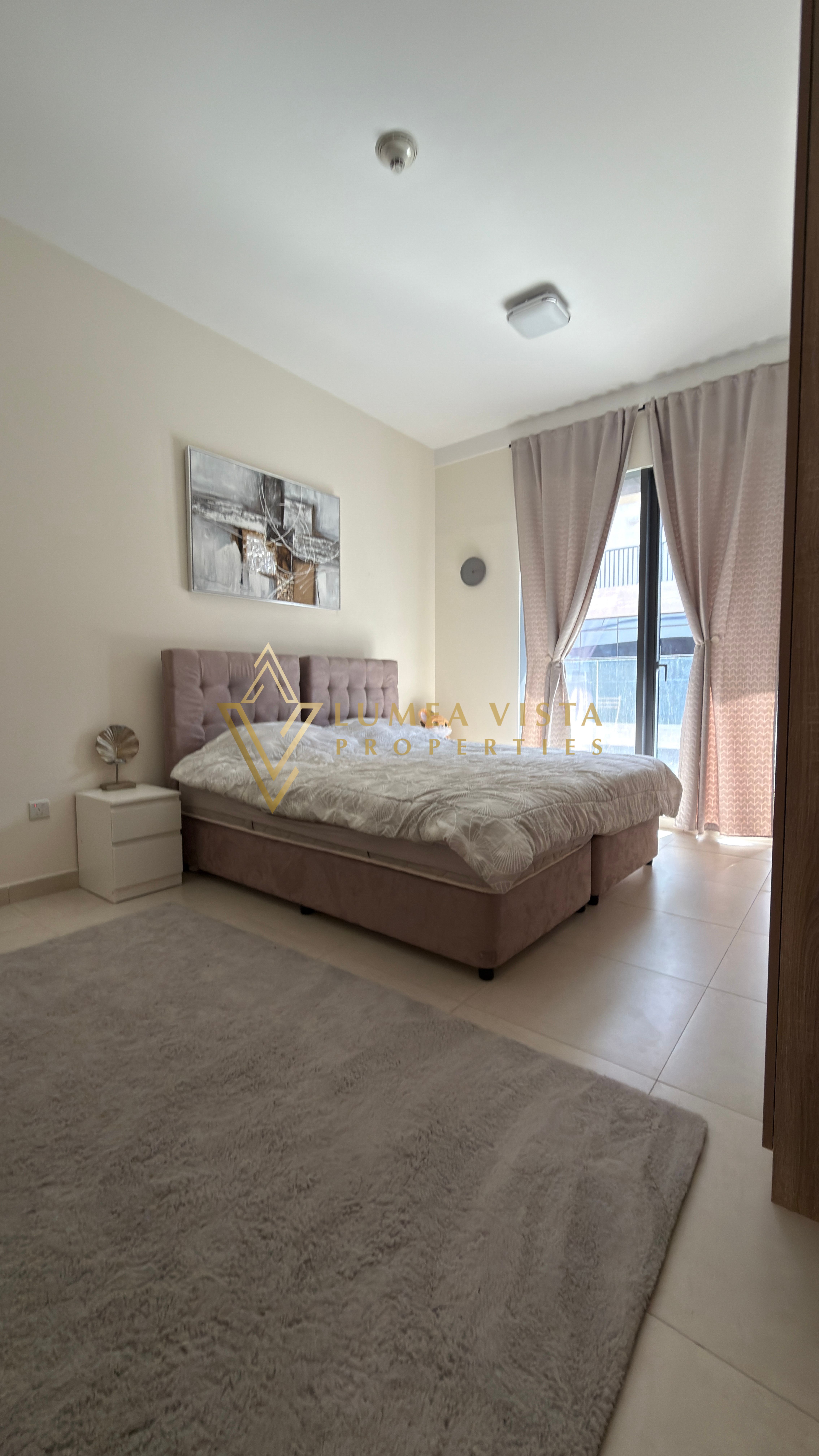 PRIME LOCATION | SPACIOUS | VACANT